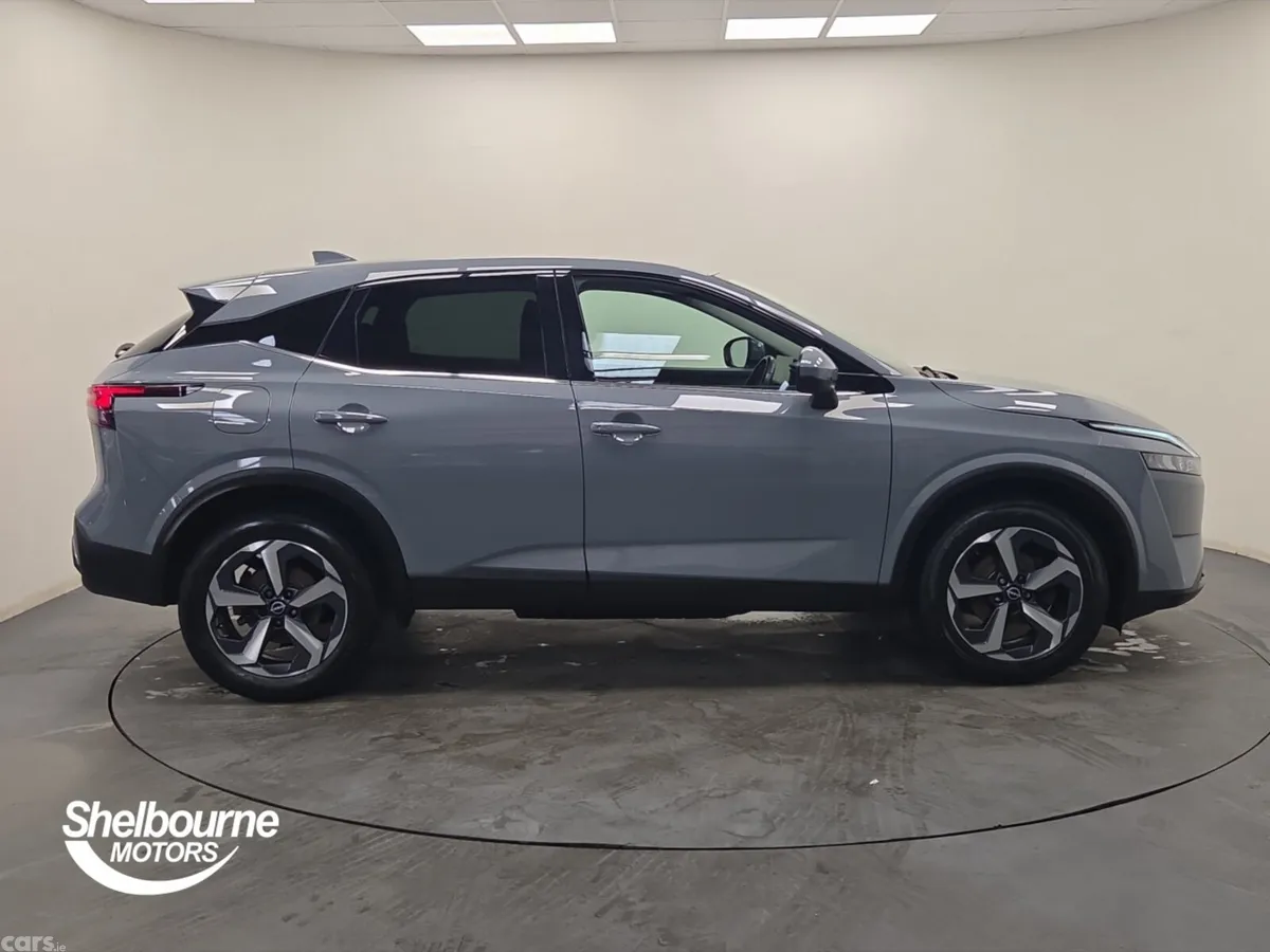 Nissan Qashqai Hatchback, Petrol, 2023, Grey