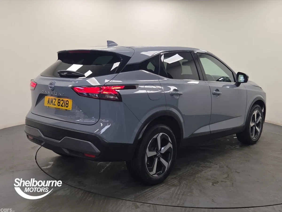 Nissan Qashqai Hatchback, Petrol, 2023, Grey