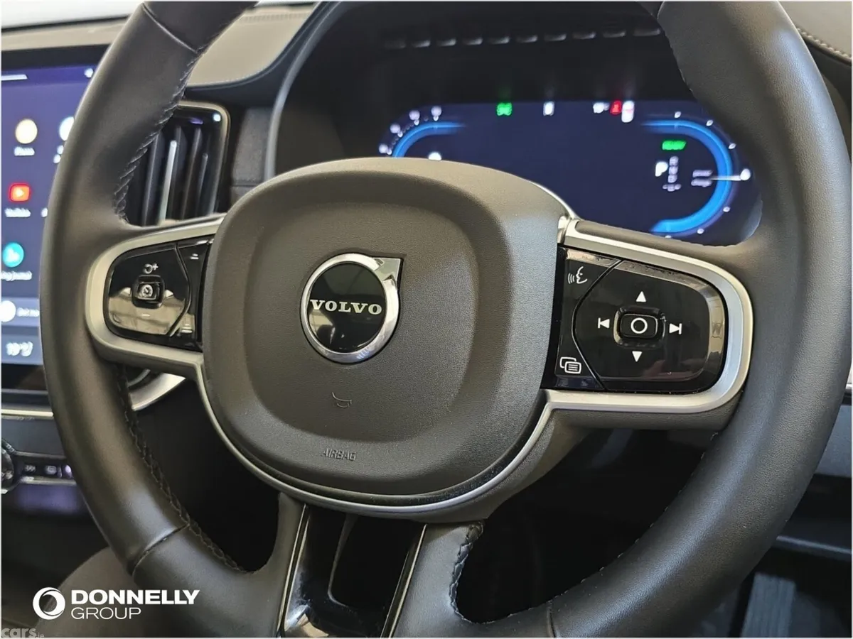 Volvo XC90 Estate, Petrol Hybrid, 2025, Silver