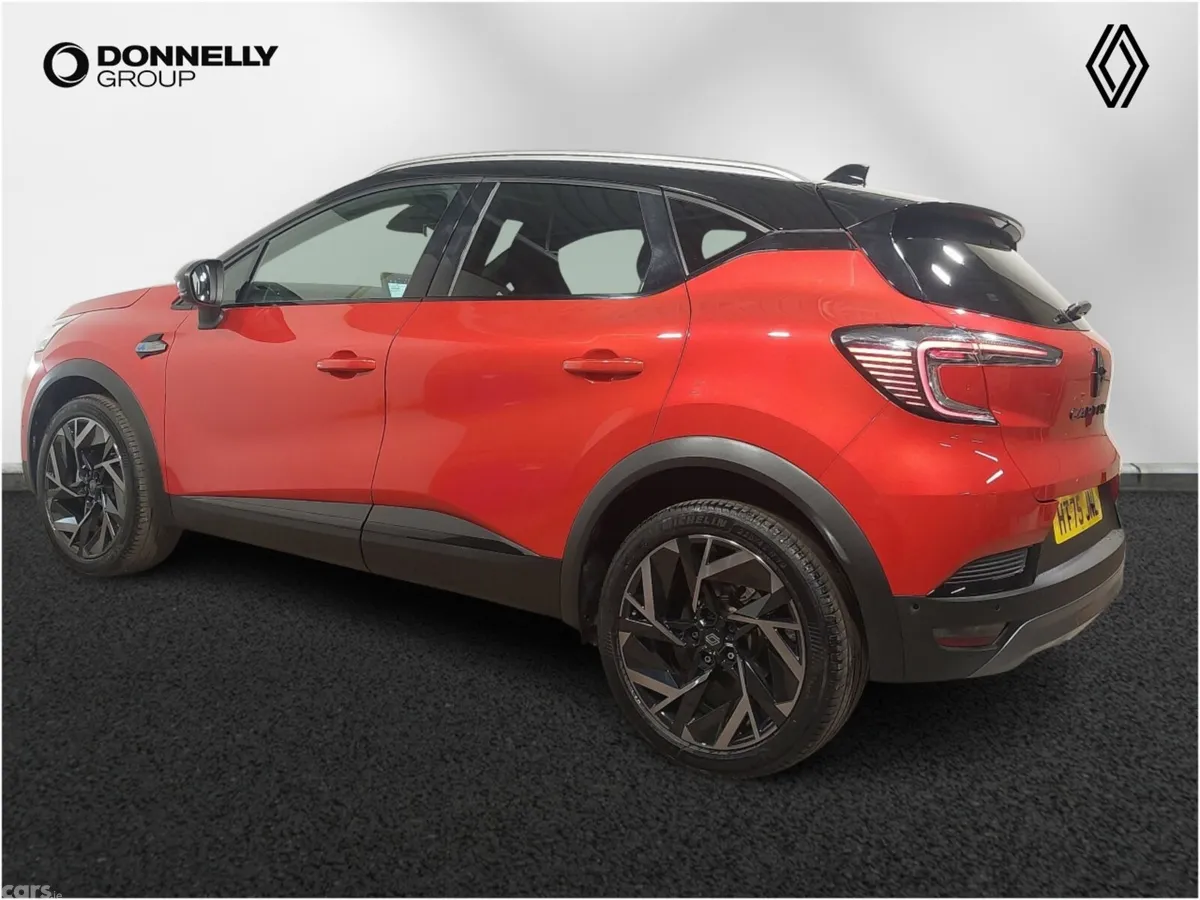 Renault Captur Hatchback, Petrol, 2026, Red