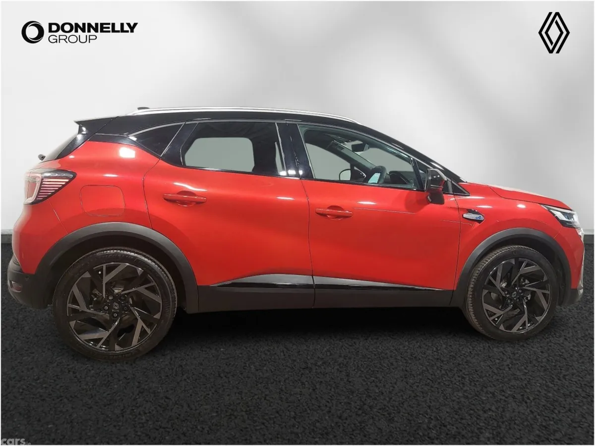 Renault Captur Hatchback, Petrol, 2026, Red