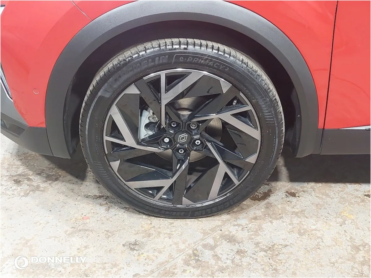 Renault Captur Hatchback, Petrol, 2026, Red