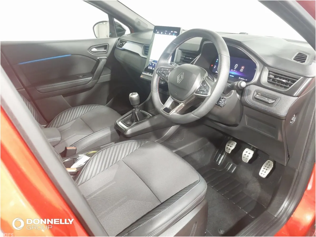 Renault Captur Hatchback, Petrol, 2026, Red
