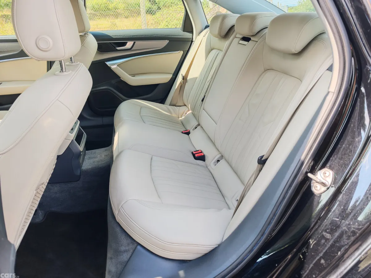 Audi A6 Saloon, Diesel, 2019, Black