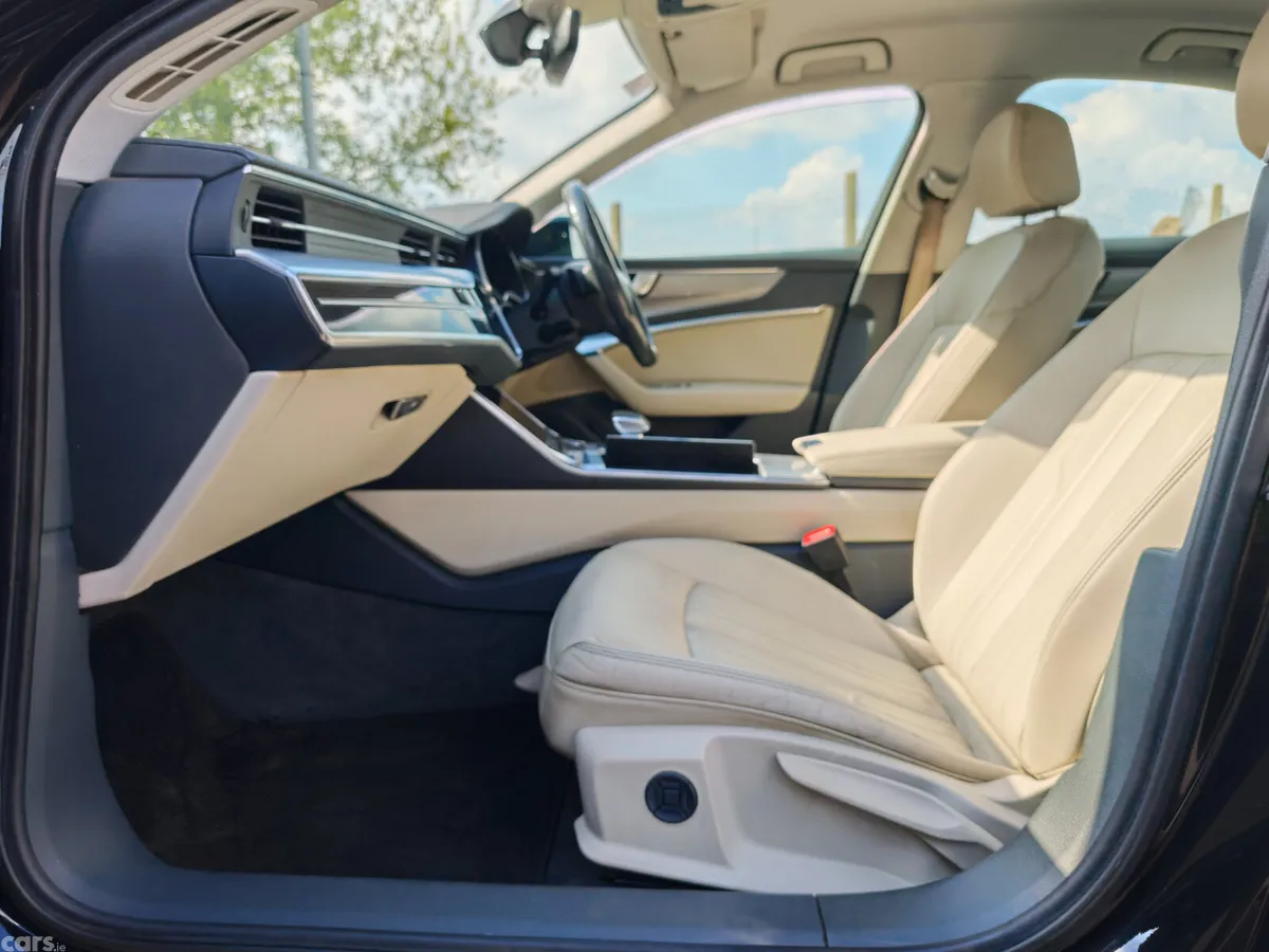 Audi A6 Saloon, Diesel, 2019, Black