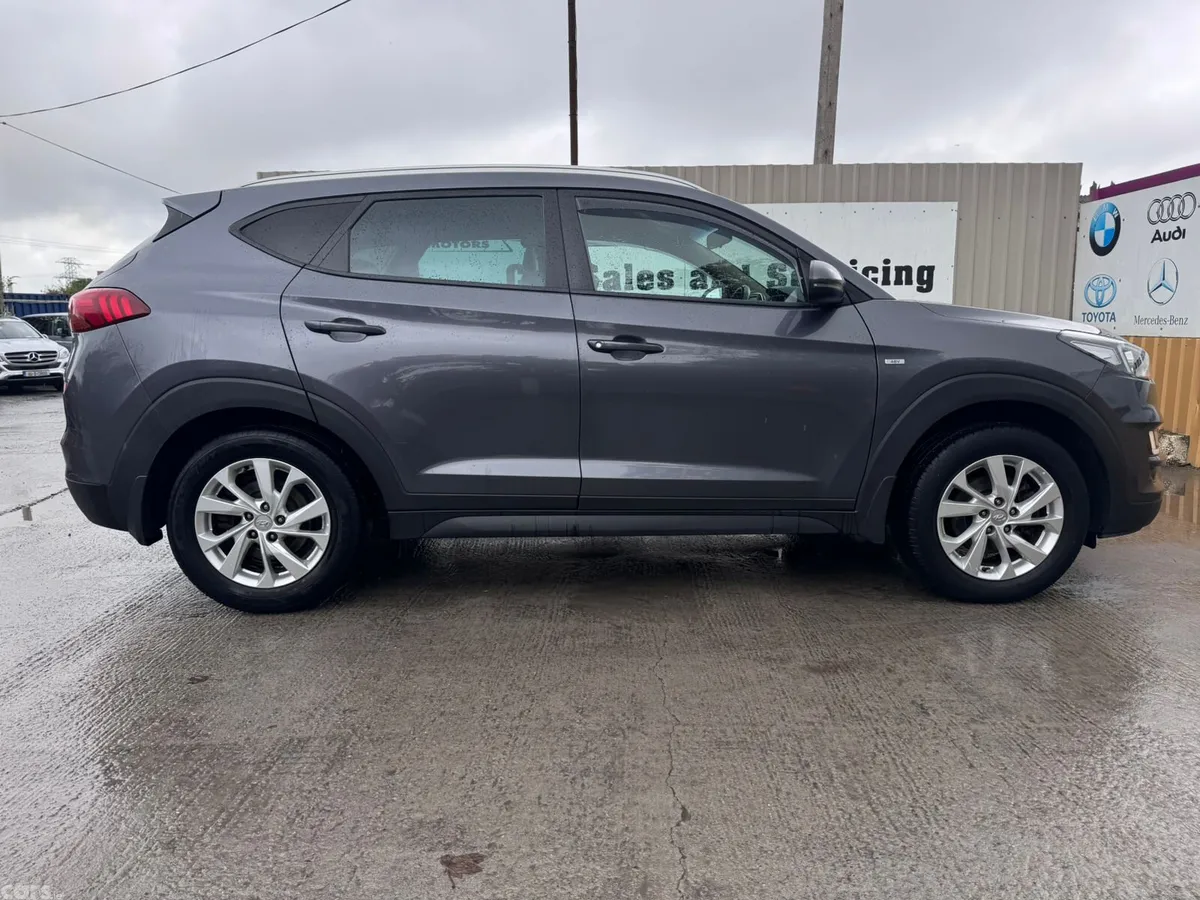 Hyundai Tucson SUV, Diesel Hybrid, 2020, Grey