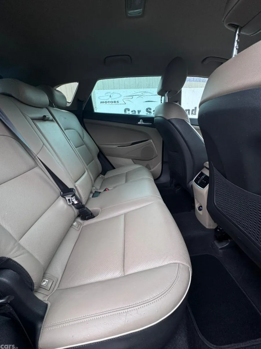 Hyundai Tucson SUV, Diesel Hybrid, 2020, Grey