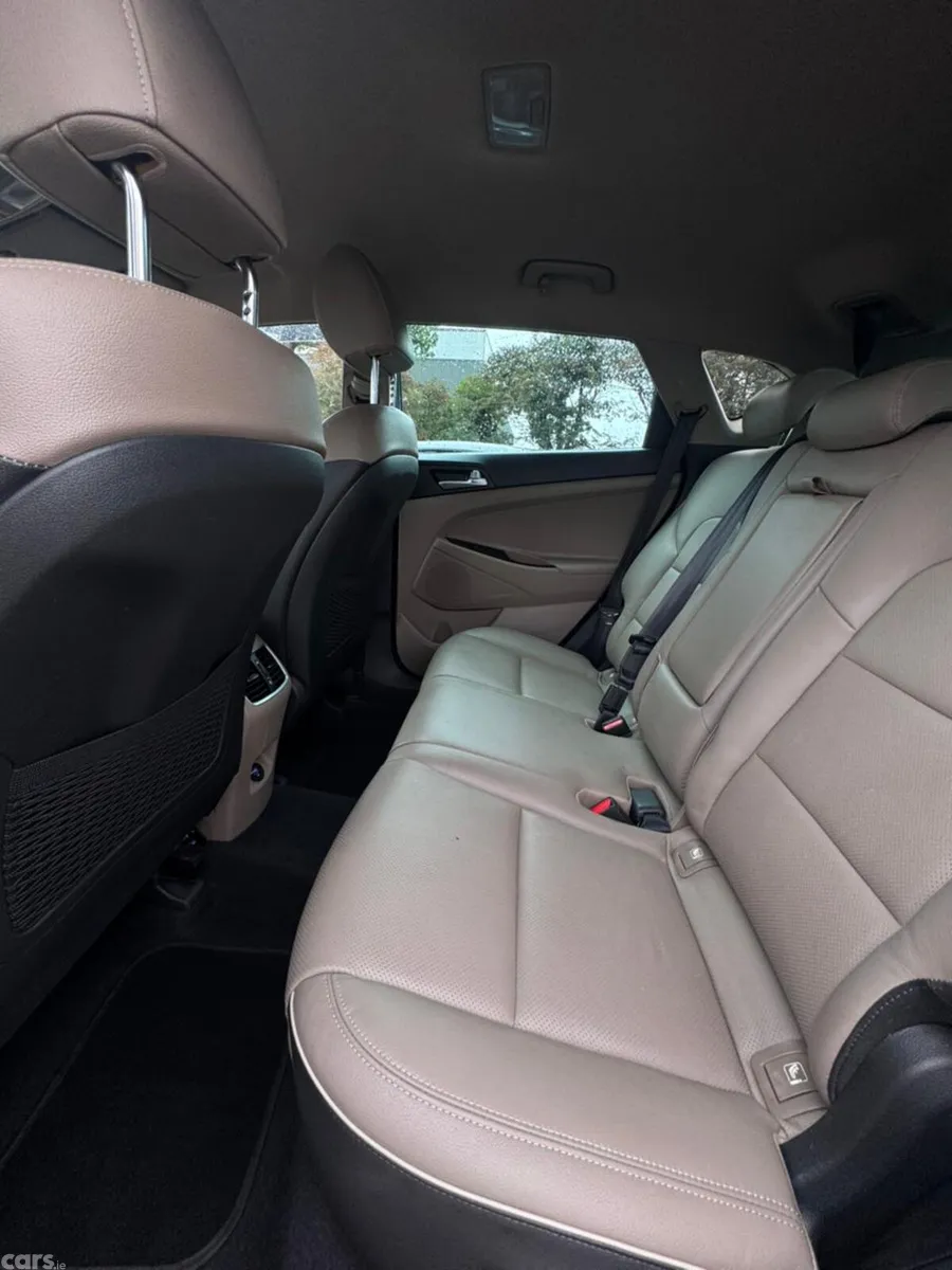 Hyundai Tucson SUV, Diesel Hybrid, 2020, Grey