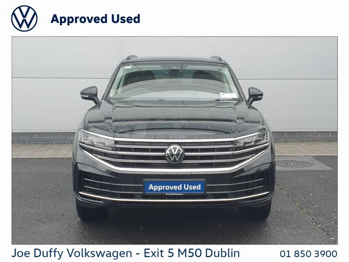 Volkswagen Touareg SUV, Petrol Plug-in Hybrid, 2024, Black