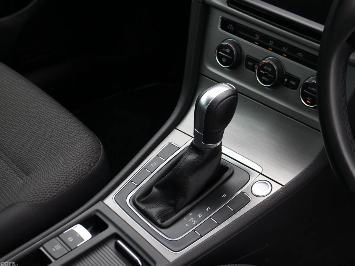 Volkswagen Golf Estate, Petrol, 2016, Black