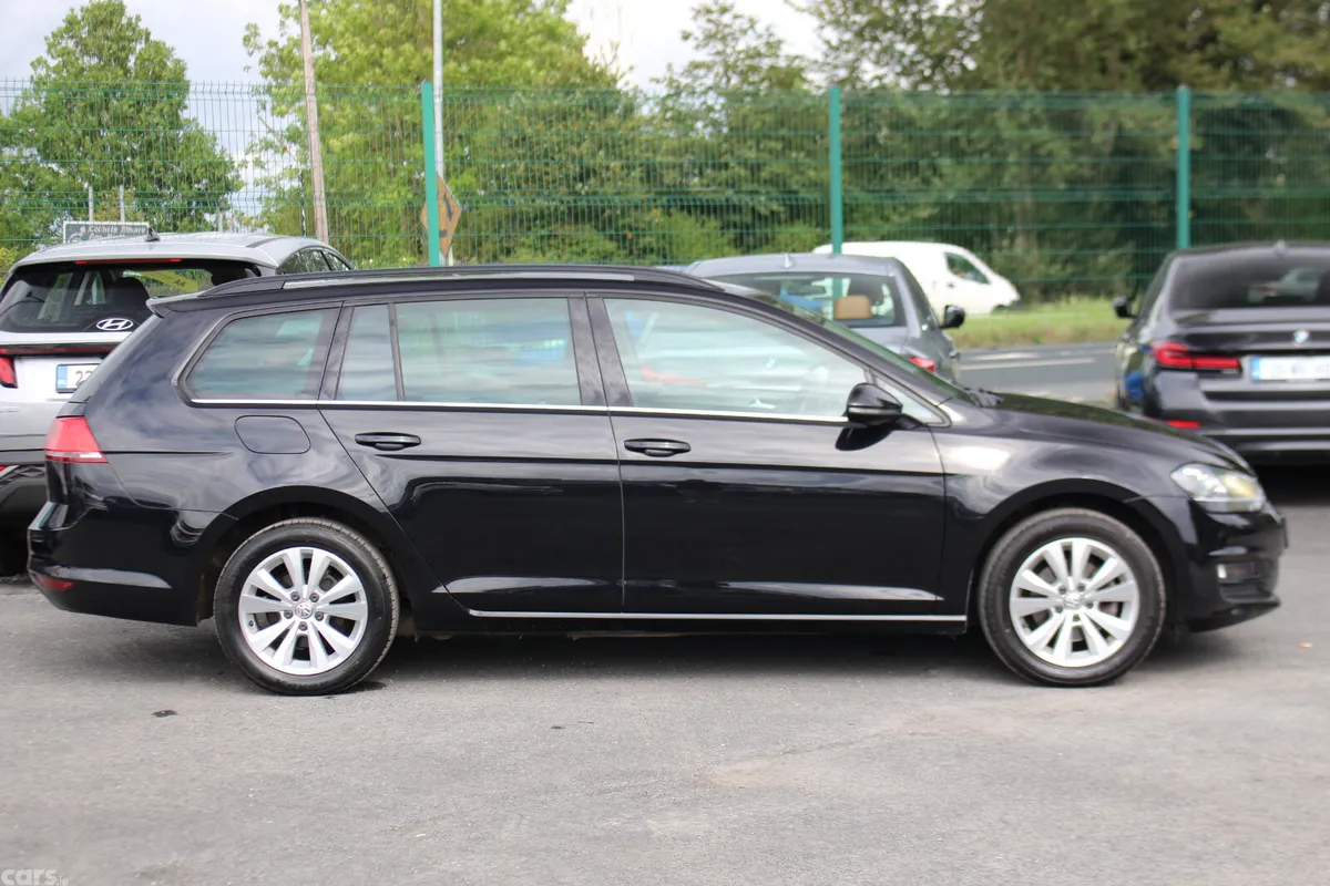 Volkswagen Golf Estate, Petrol, 2016, Black