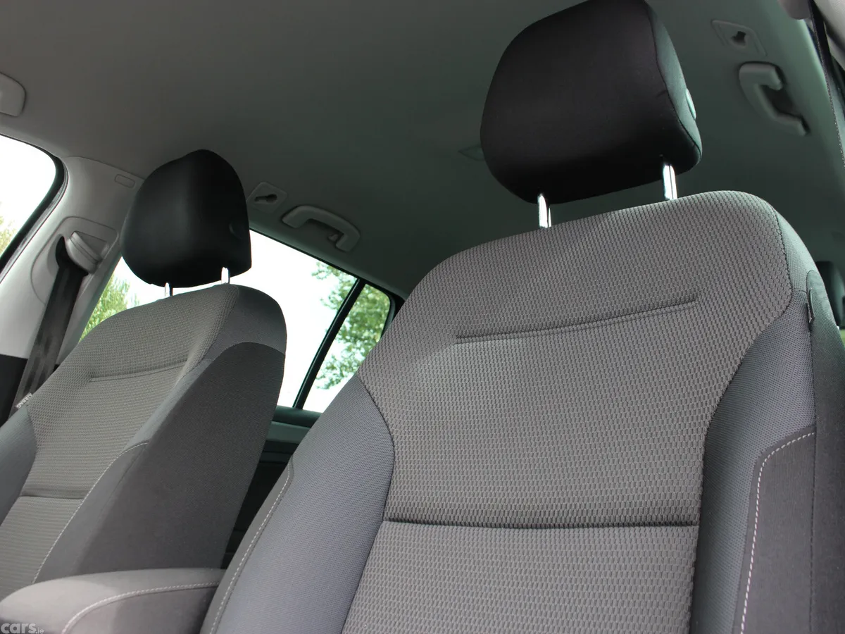 Volkswagen Golf Estate, Petrol, 2016, Black