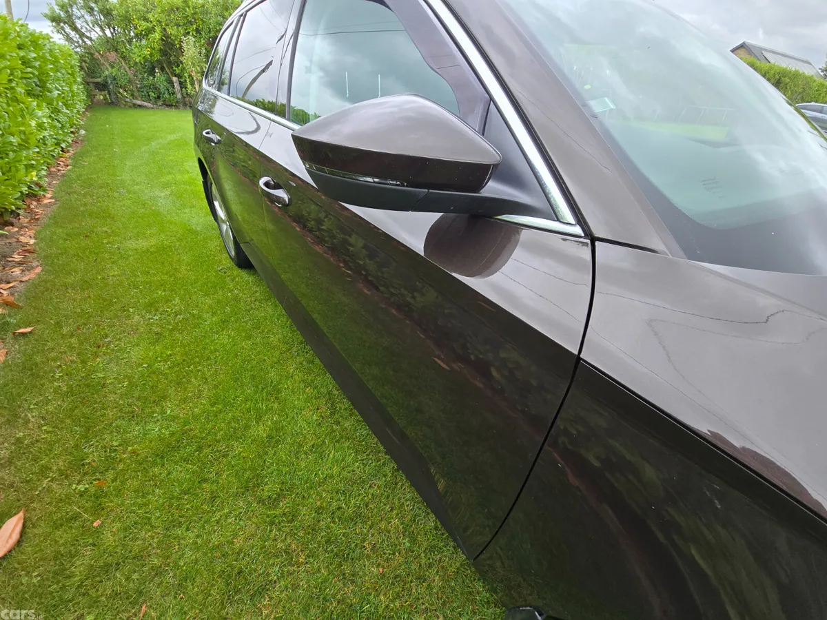 Skoda Superb Estate, Diesel, 2017, Brown