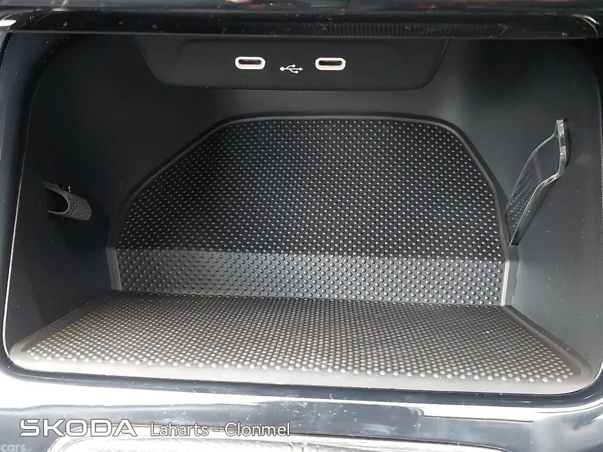 Skoda Fabia Hatchback, Petrol, 2026, Silver