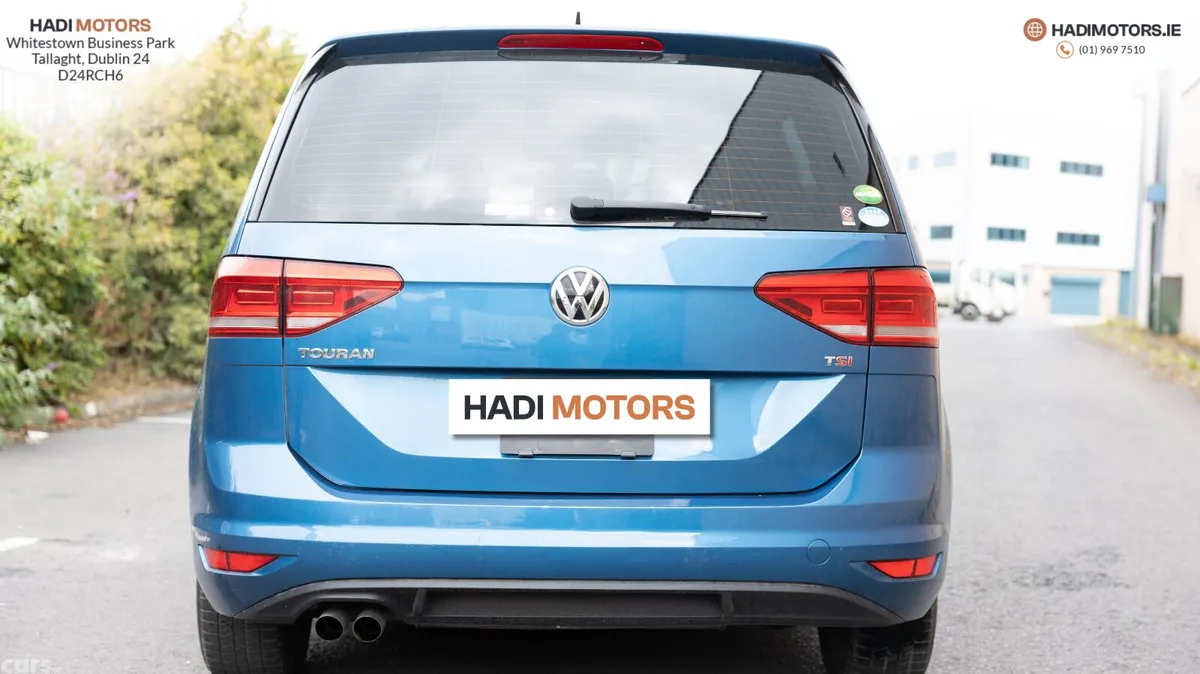 Volkswagen Touran MPV, Petrol, 2017, Blue