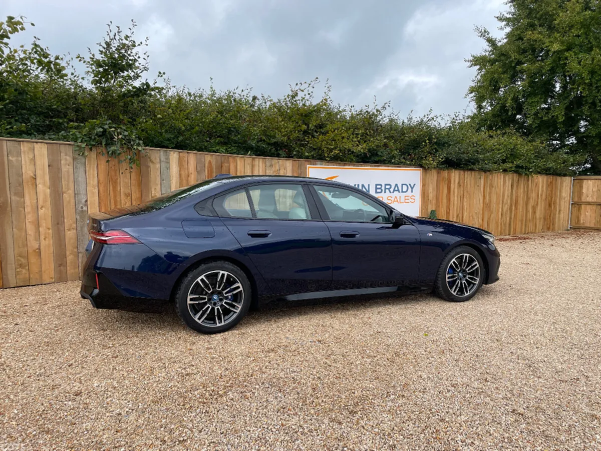 BMW i5 Saloon, Electric, 2024, Blue