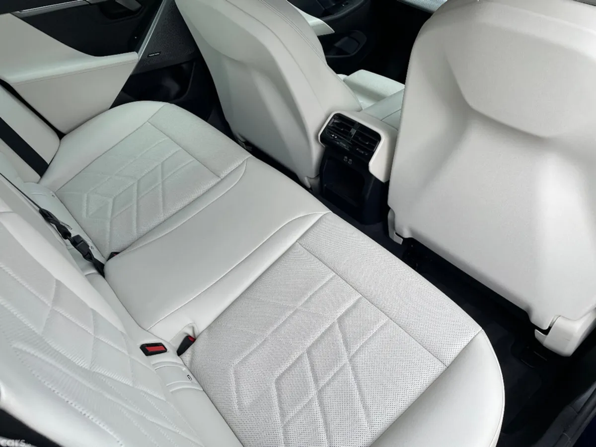 BMW i5 Saloon, Electric, 2024, Blue