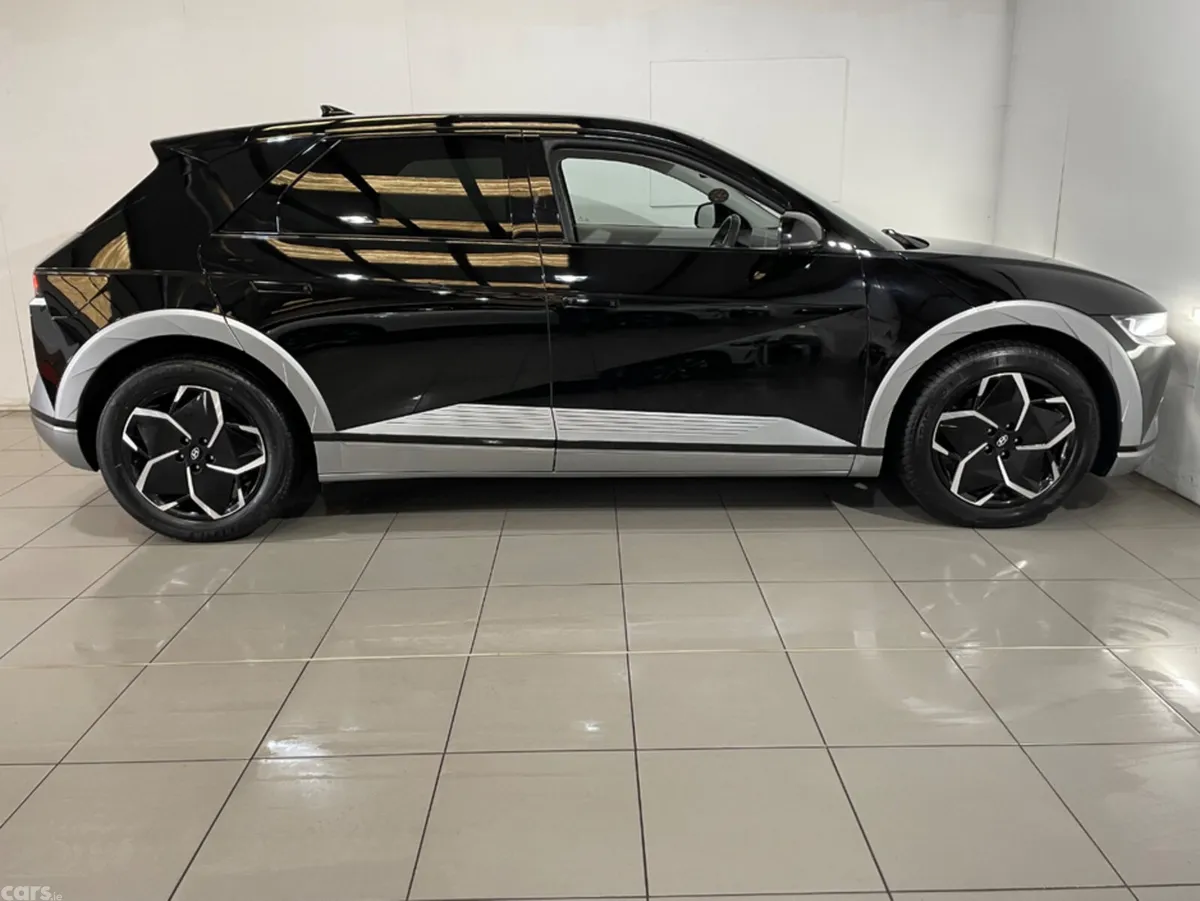 Hyundai IONIQ 5 MPV, Electric, 2023, Black