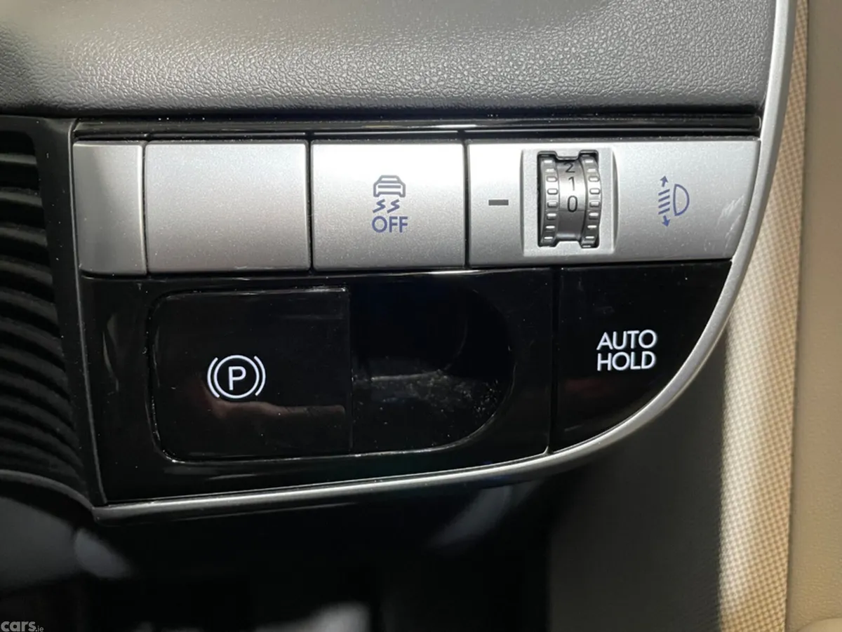 Hyundai IONIQ 5 MPV, Electric, 2023, Black