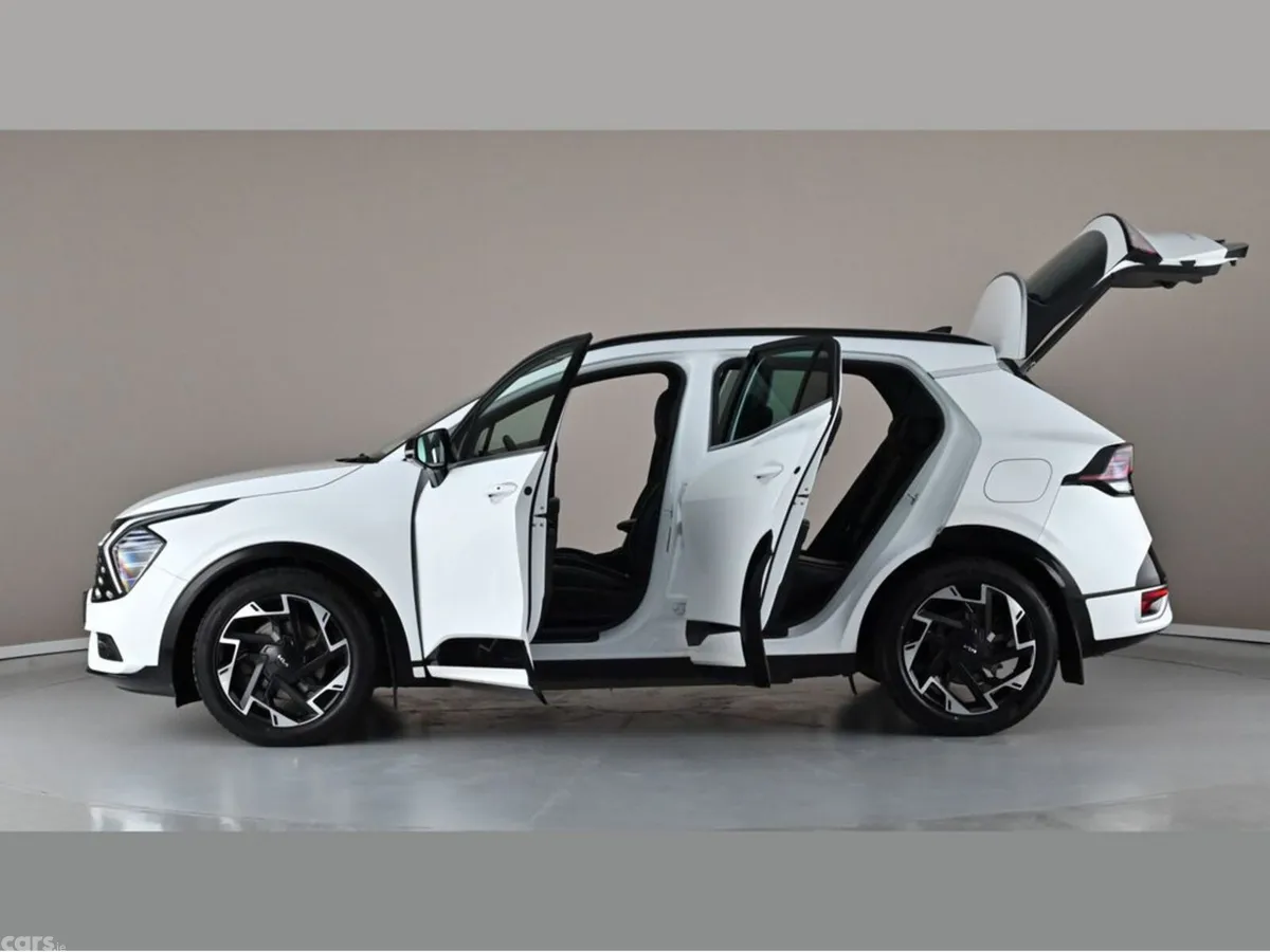 Kia Sportage SUV, Diesel, 2022, White