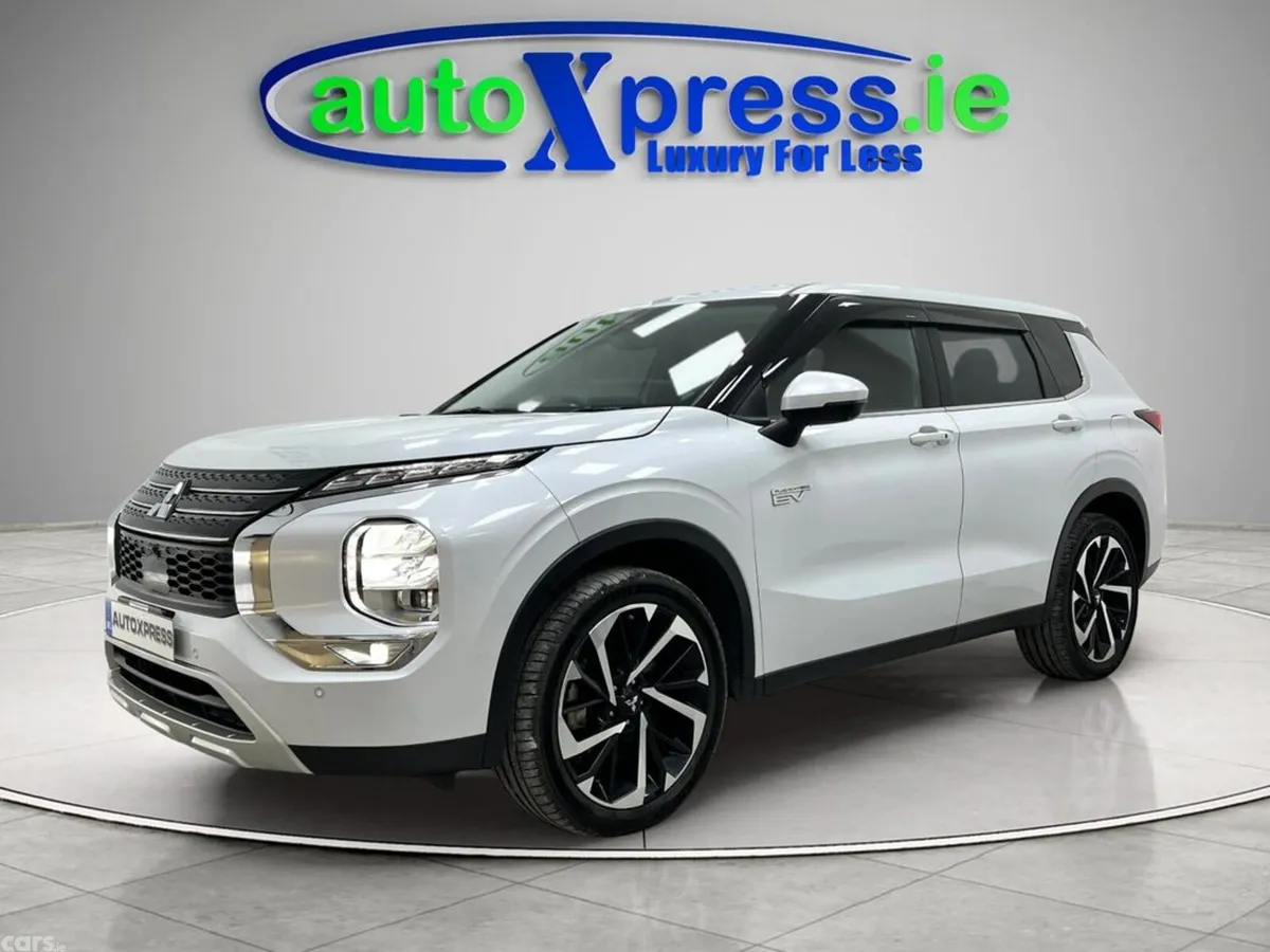 Mitsubishi Outlander SUV, Petrol Plug-in Hybrid, 2021, White