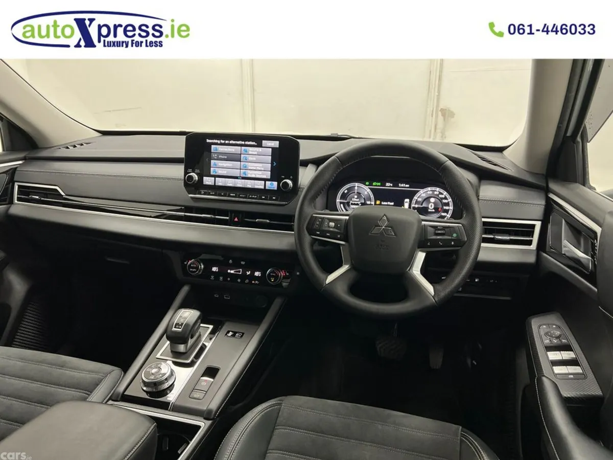 Mitsubishi Outlander SUV, Petrol Plug-in Hybrid, 2021, White