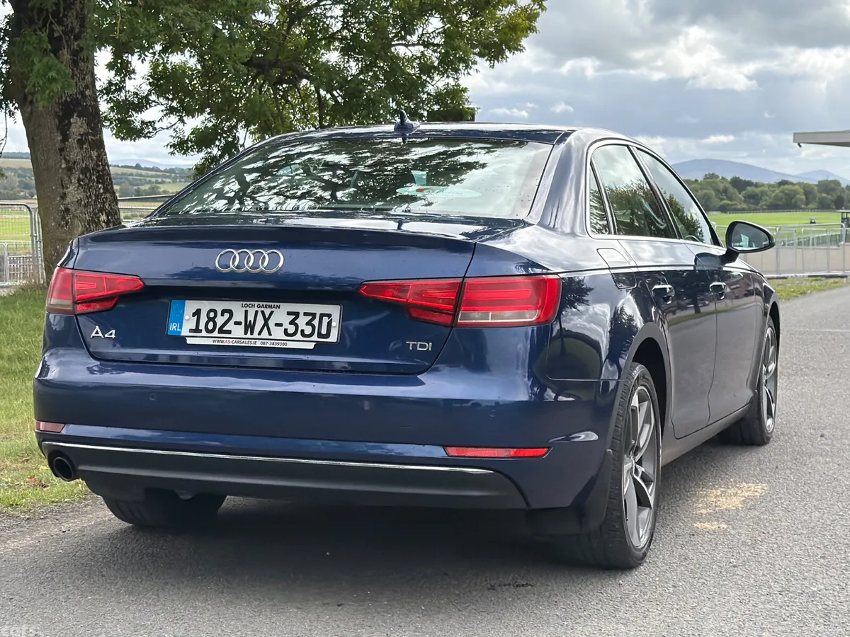 Audi A4 Saloon, Diesel, 2018, Blue