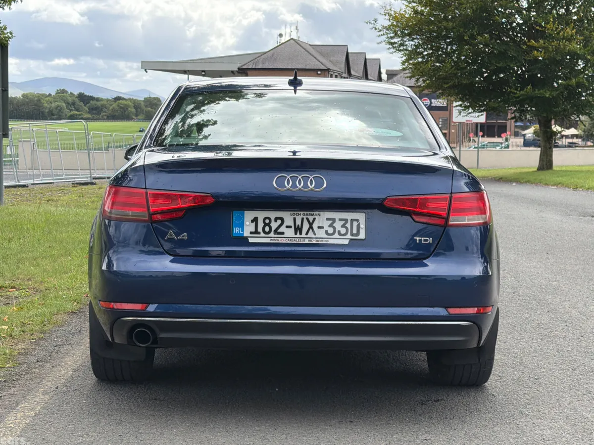 Audi A4 Saloon, Diesel, 2018, Blue