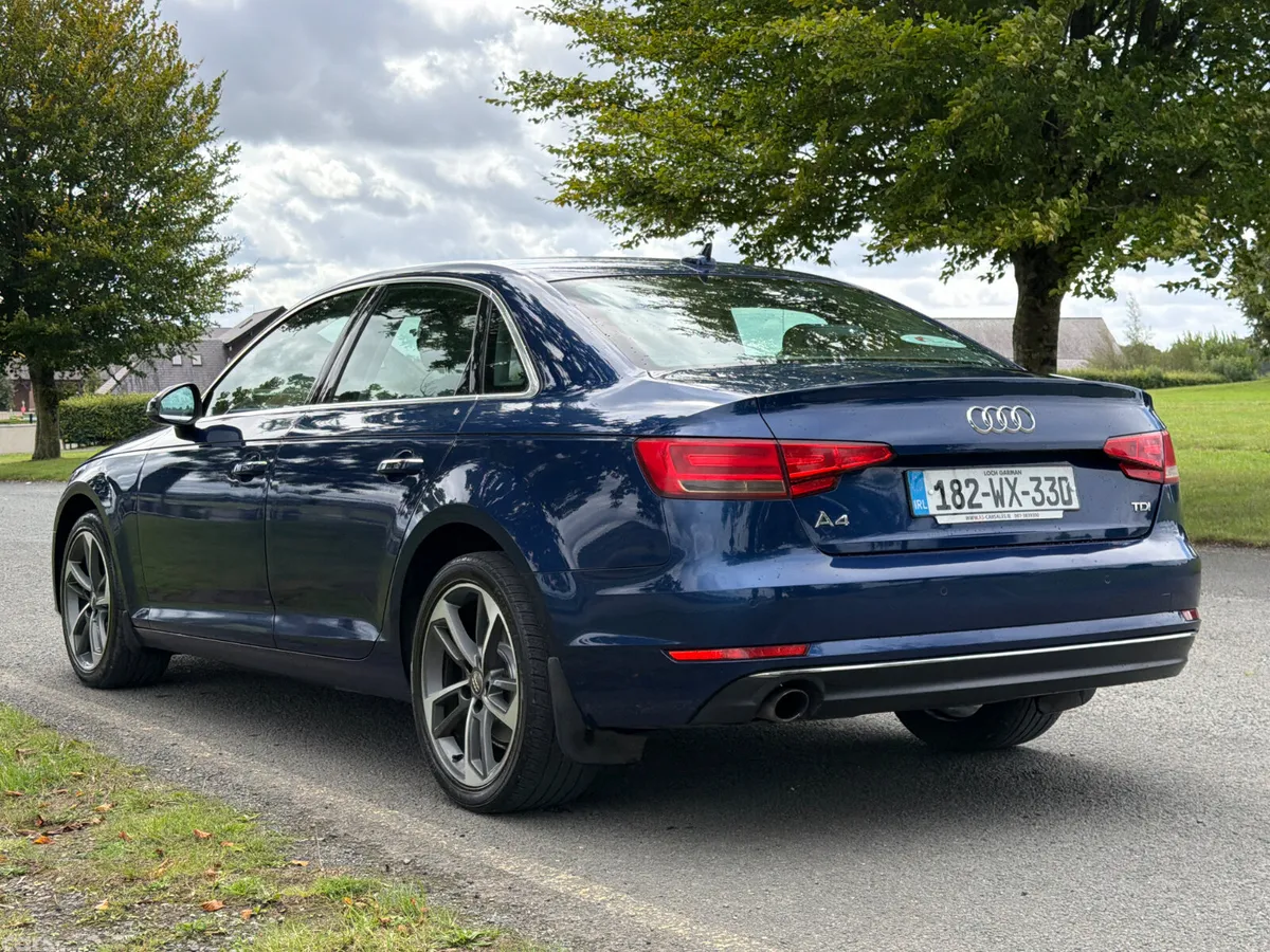 Audi A4 Saloon, Diesel, 2018, Blue