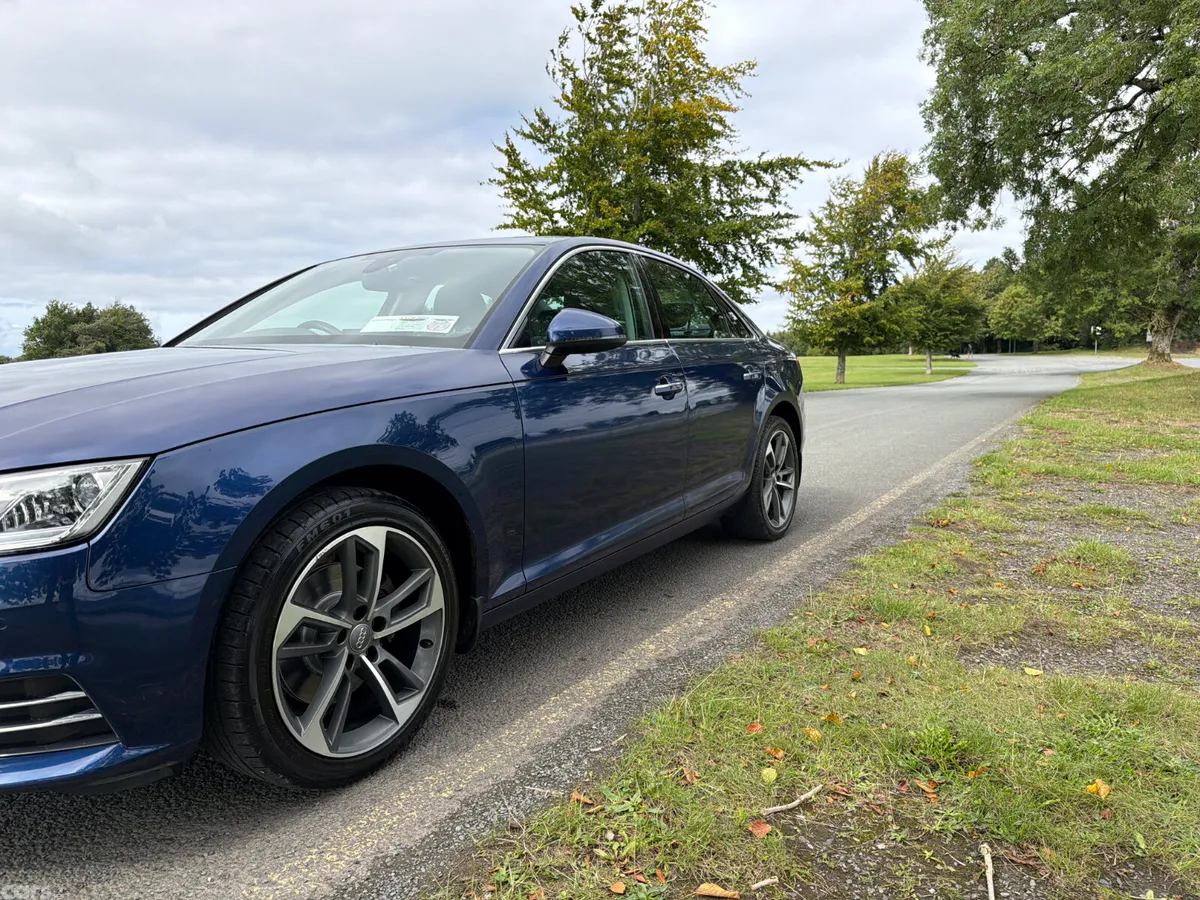 Audi A4 Saloon, Diesel, 2018, Blue
