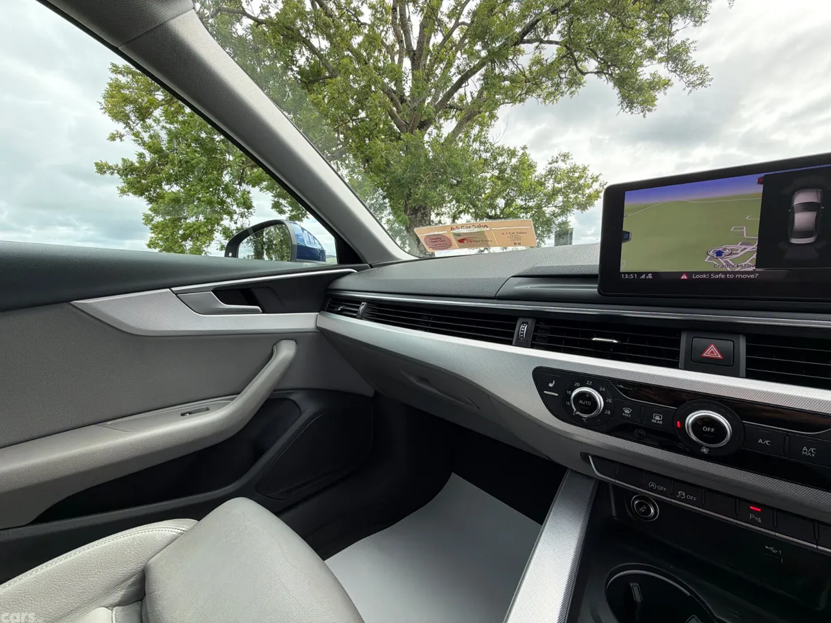 Audi A4 Saloon, Diesel, 2018, Blue