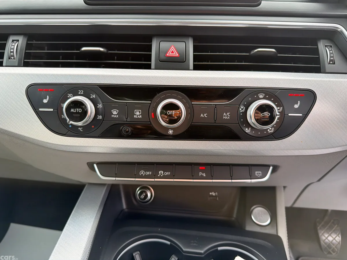 Audi A4 Saloon, Diesel, 2018, Blue