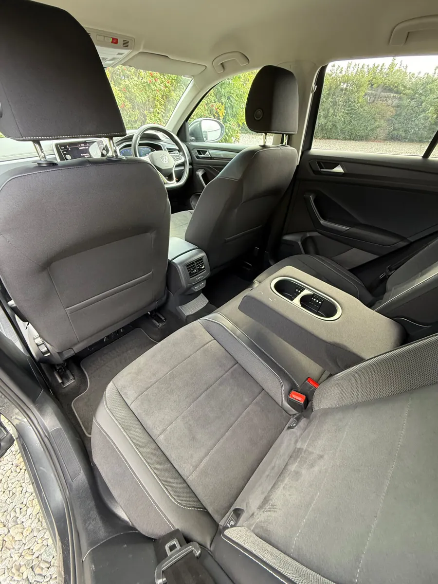 Volkswagen T-Roc SUV, Petrol, 2023, Grey