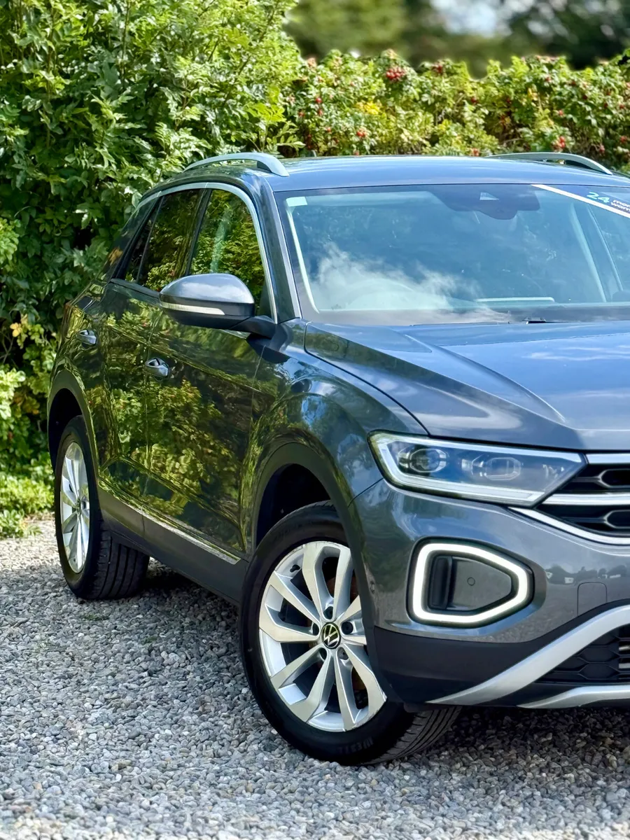 Volkswagen T-Roc SUV, Petrol, 2023, Grey