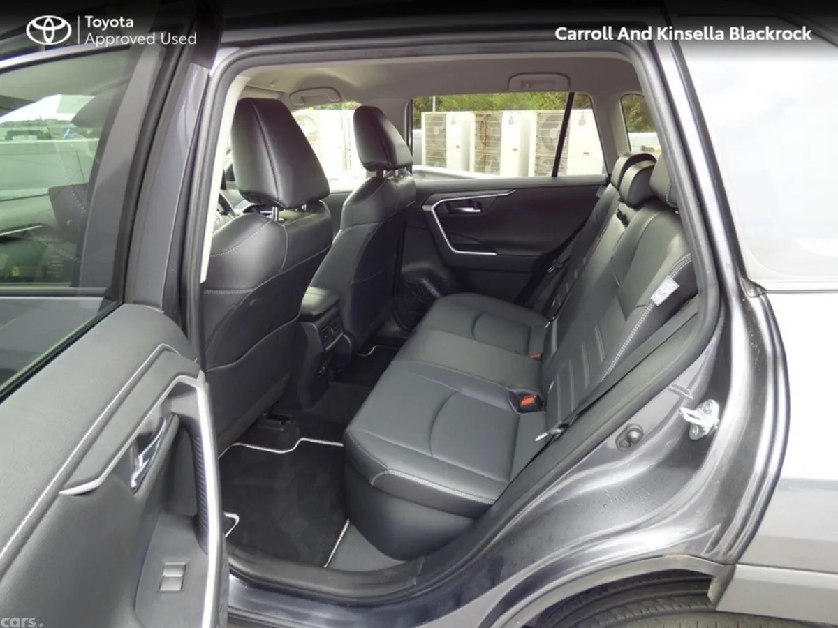 Toyota RAV4 SUV, Petrol Hybrid, 2023, Grey