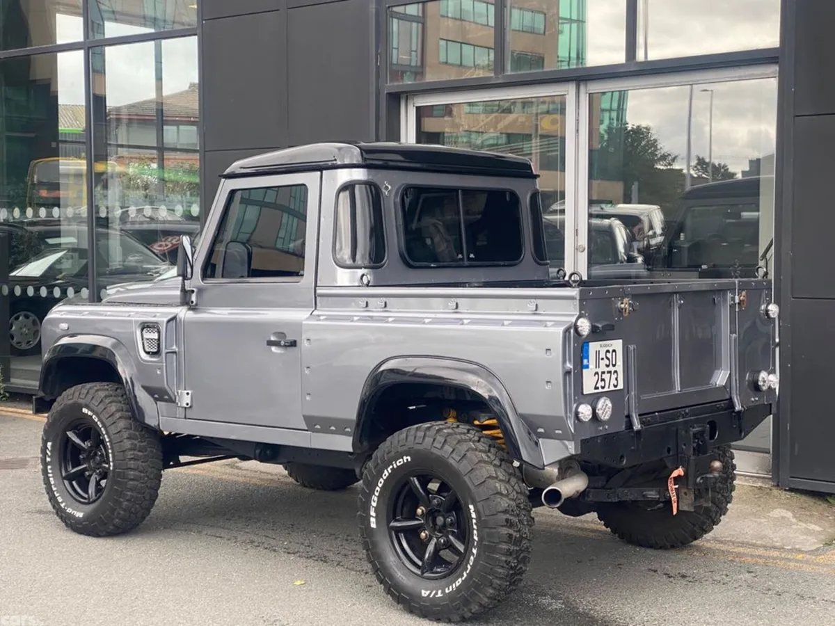 Land Rover Defender Pick Up, Diesel, 2011, Grey