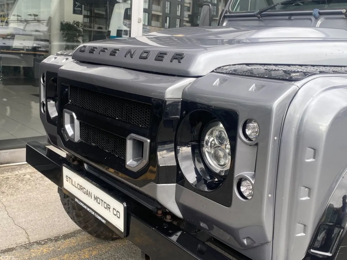 Land Rover Defender Pick Up, Diesel, 2011, Grey