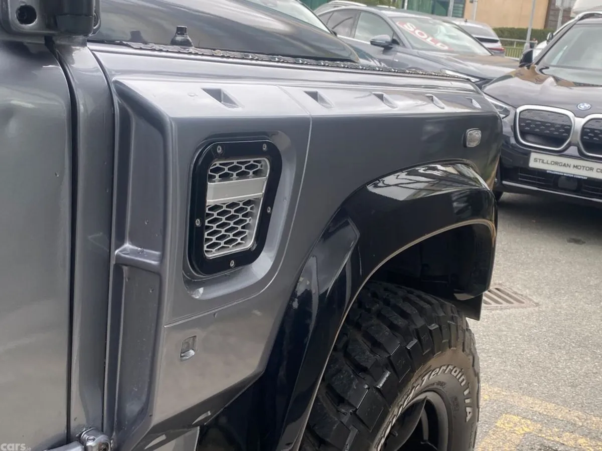 Land Rover Defender Pick Up, Diesel, 2011, Grey