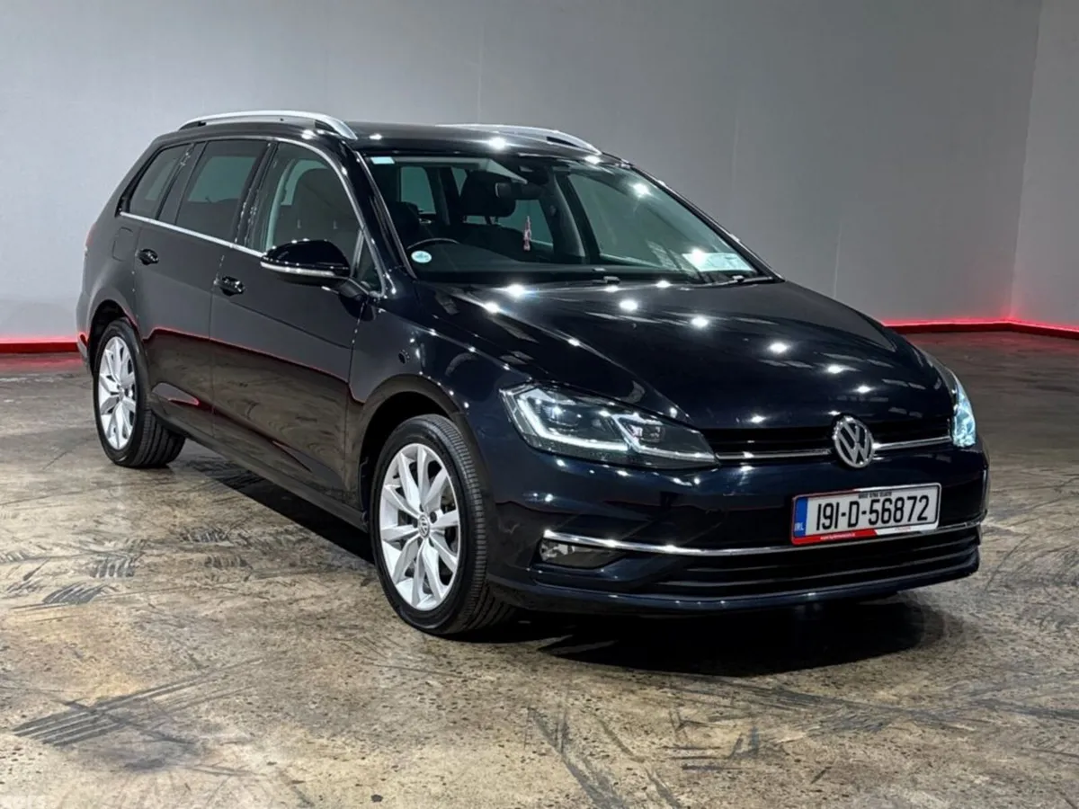 Volkswagen Golf Estate, Petrol, 2019, Black