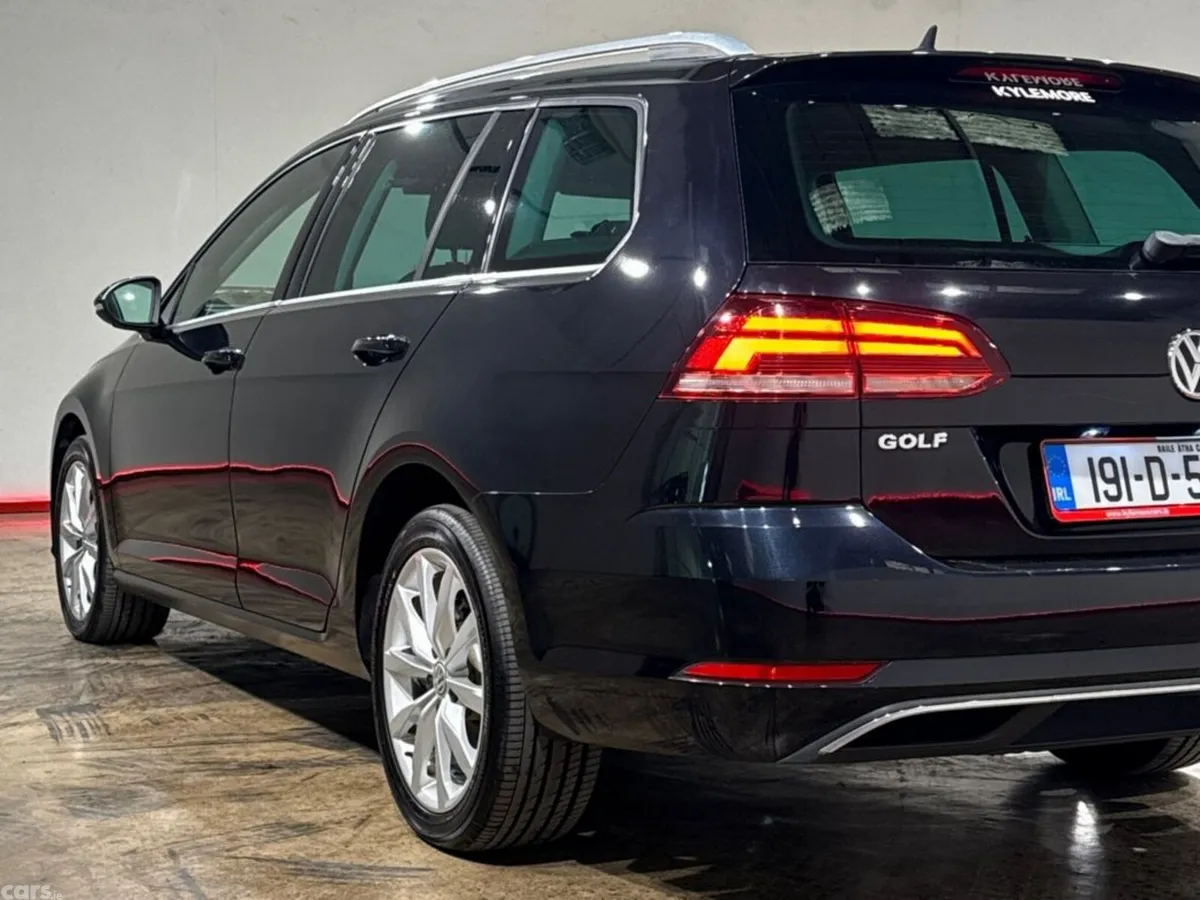 Volkswagen Golf Estate, Petrol, 2019, Black