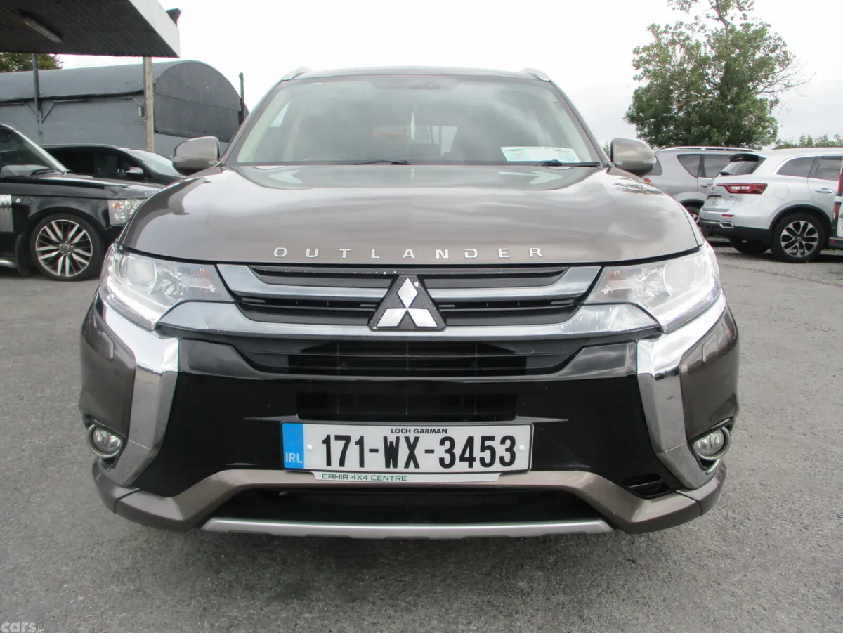 Mitsubishi Outlander SUV, Petrol Plug-in Hybrid, 2017, Brown