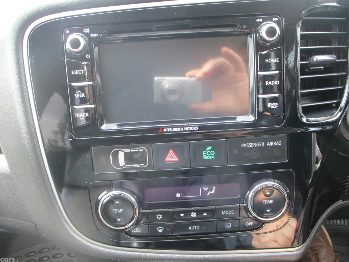 Mitsubishi Outlander SUV, Petrol Plug-in Hybrid, 2017, Brown