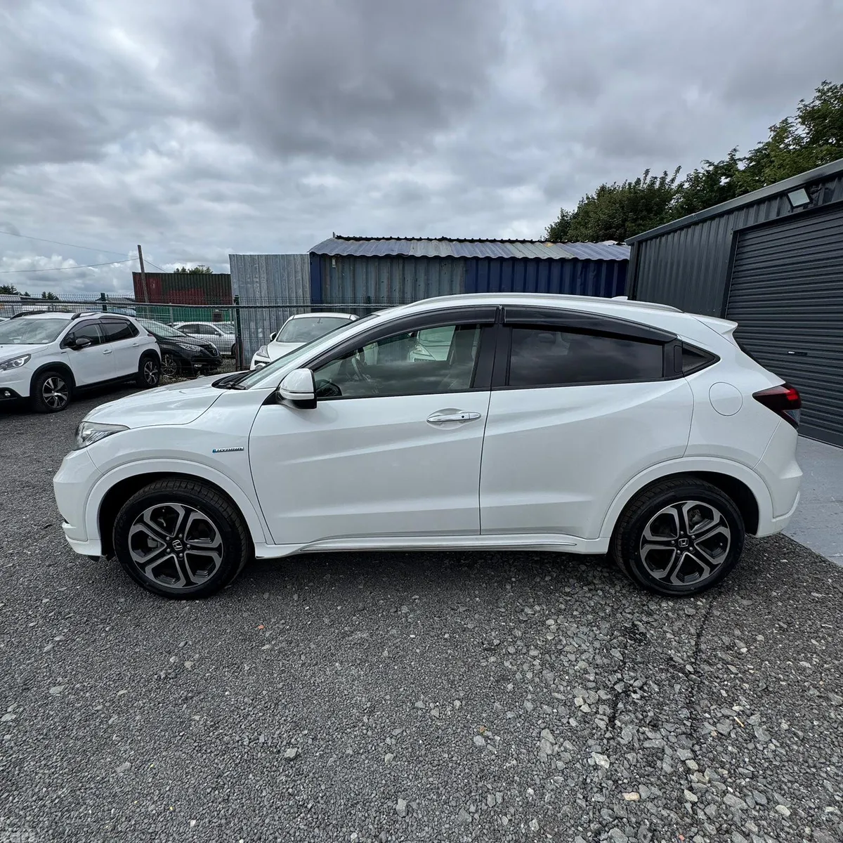Honda Vezel Estate, Petrol Hybrid, 2018, White
