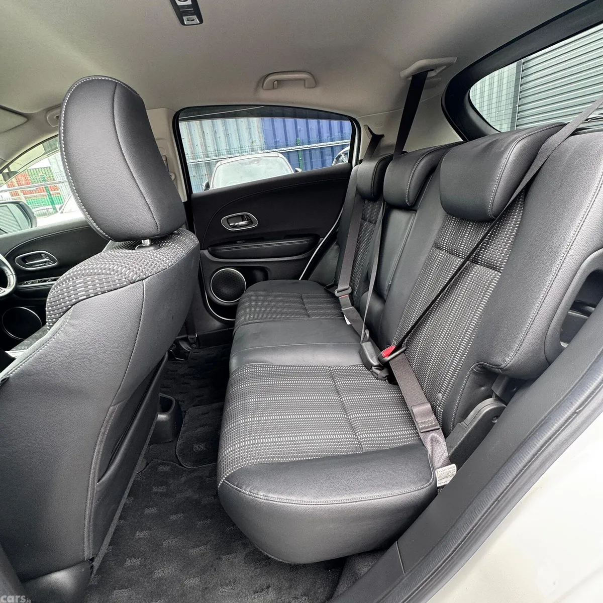Honda Vezel Estate, Petrol Hybrid, 2018, White