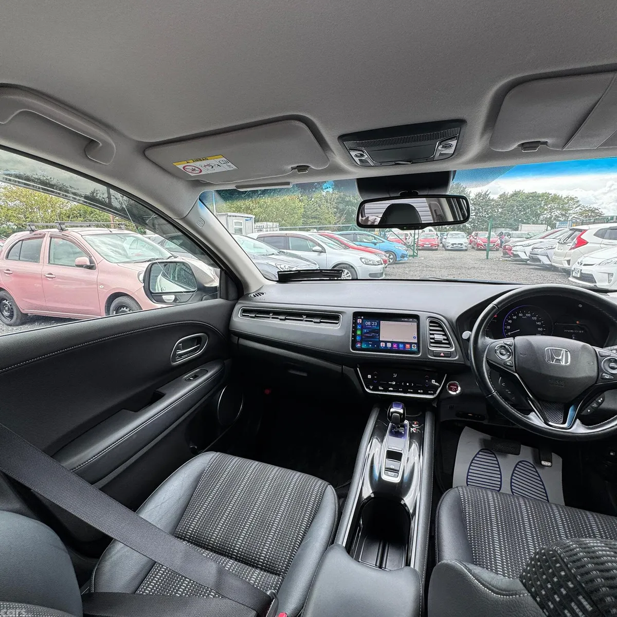 Honda Vezel Estate, Petrol Hybrid, 2018, White
