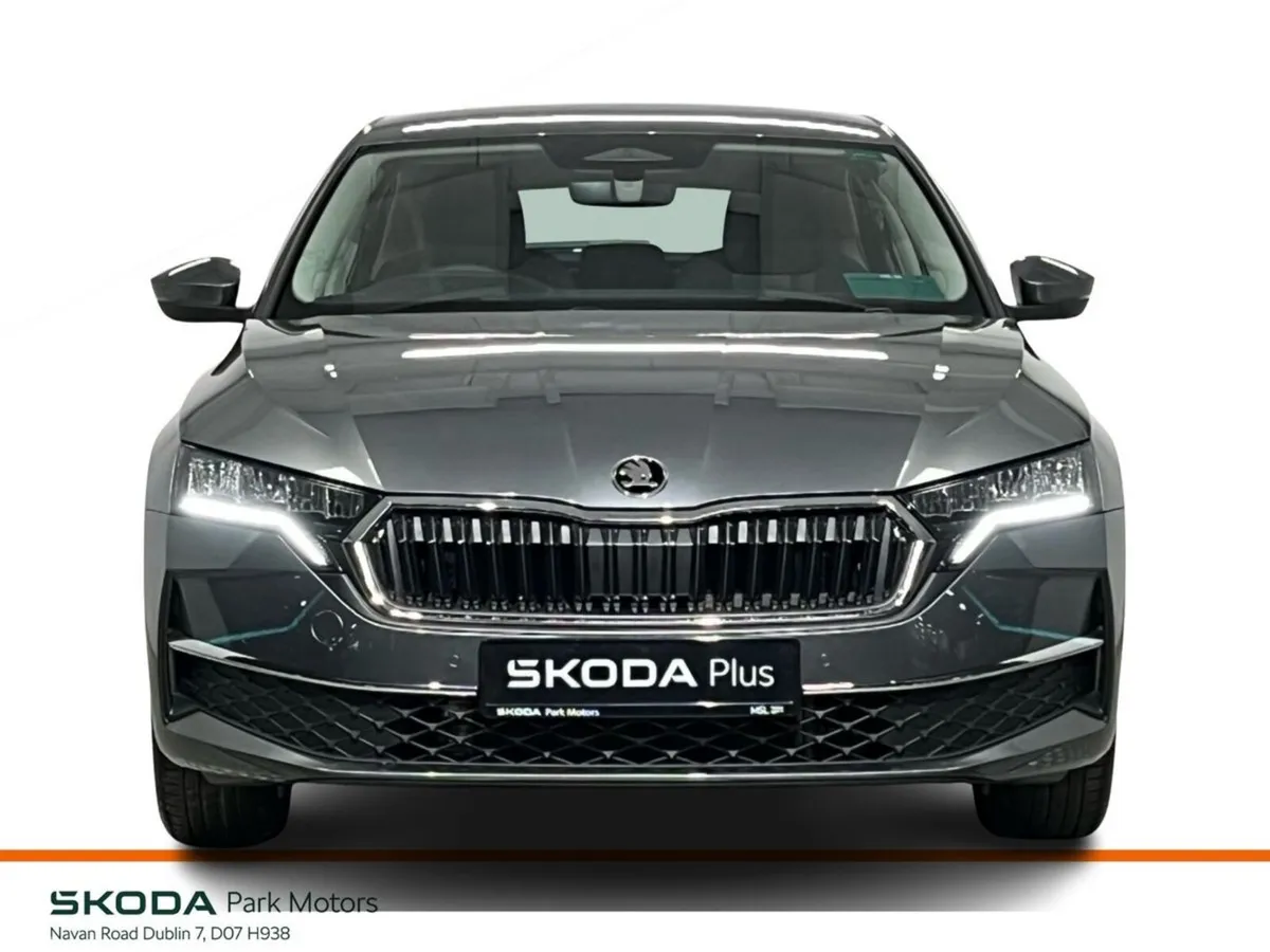 Skoda Octavia Saloon, Petrol, 2026, Grey