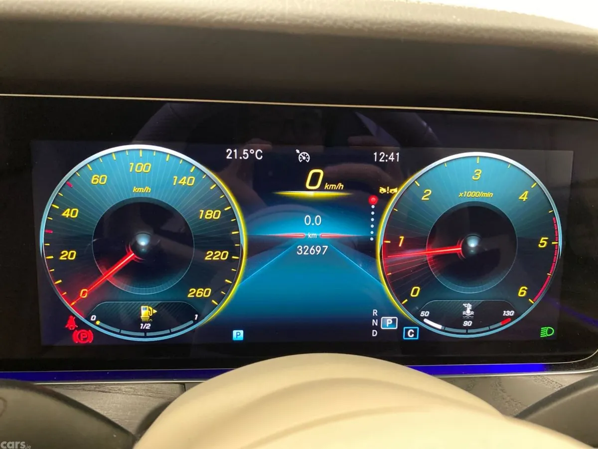 Mercedes-Benz E-Class Coupe, Diesel, 2023, Green
