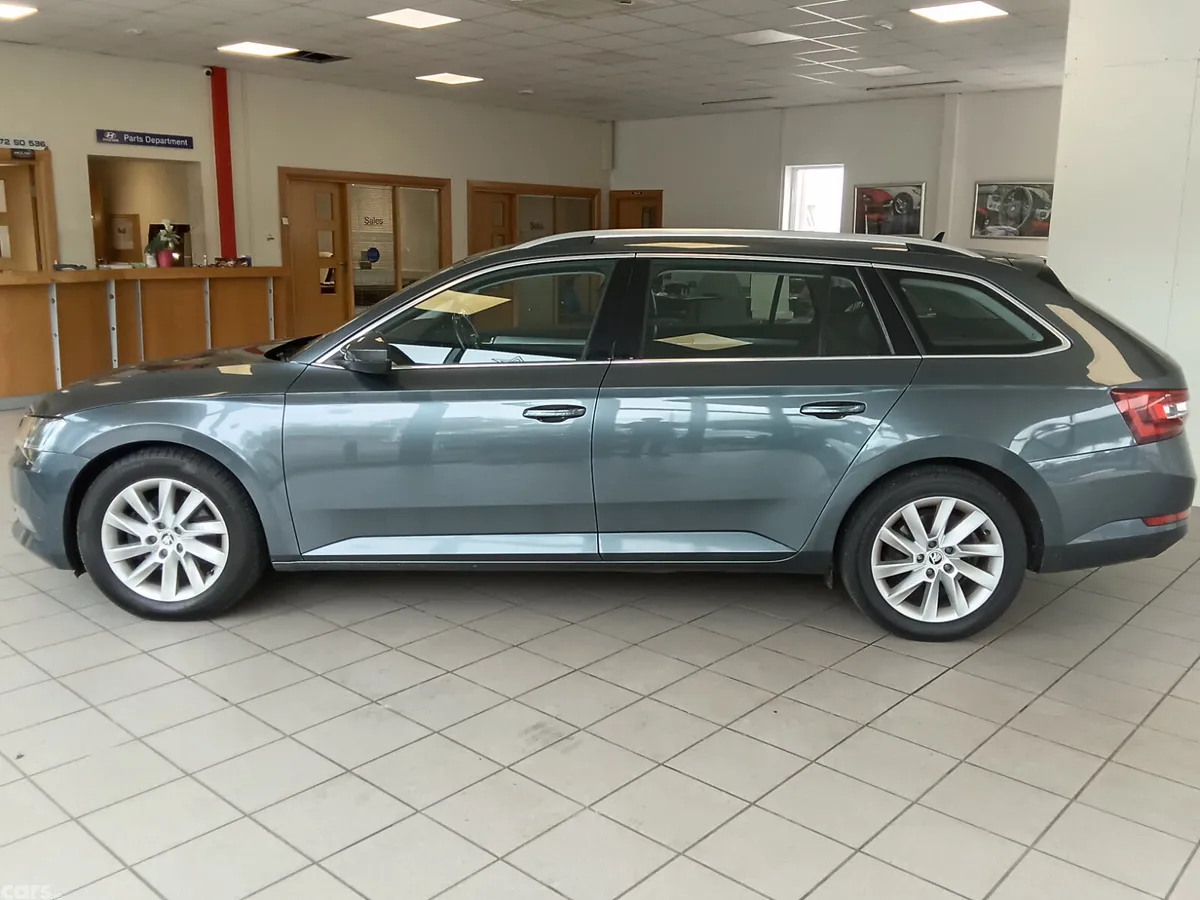 Skoda Superb Estate, Diesel, 2017, Grey