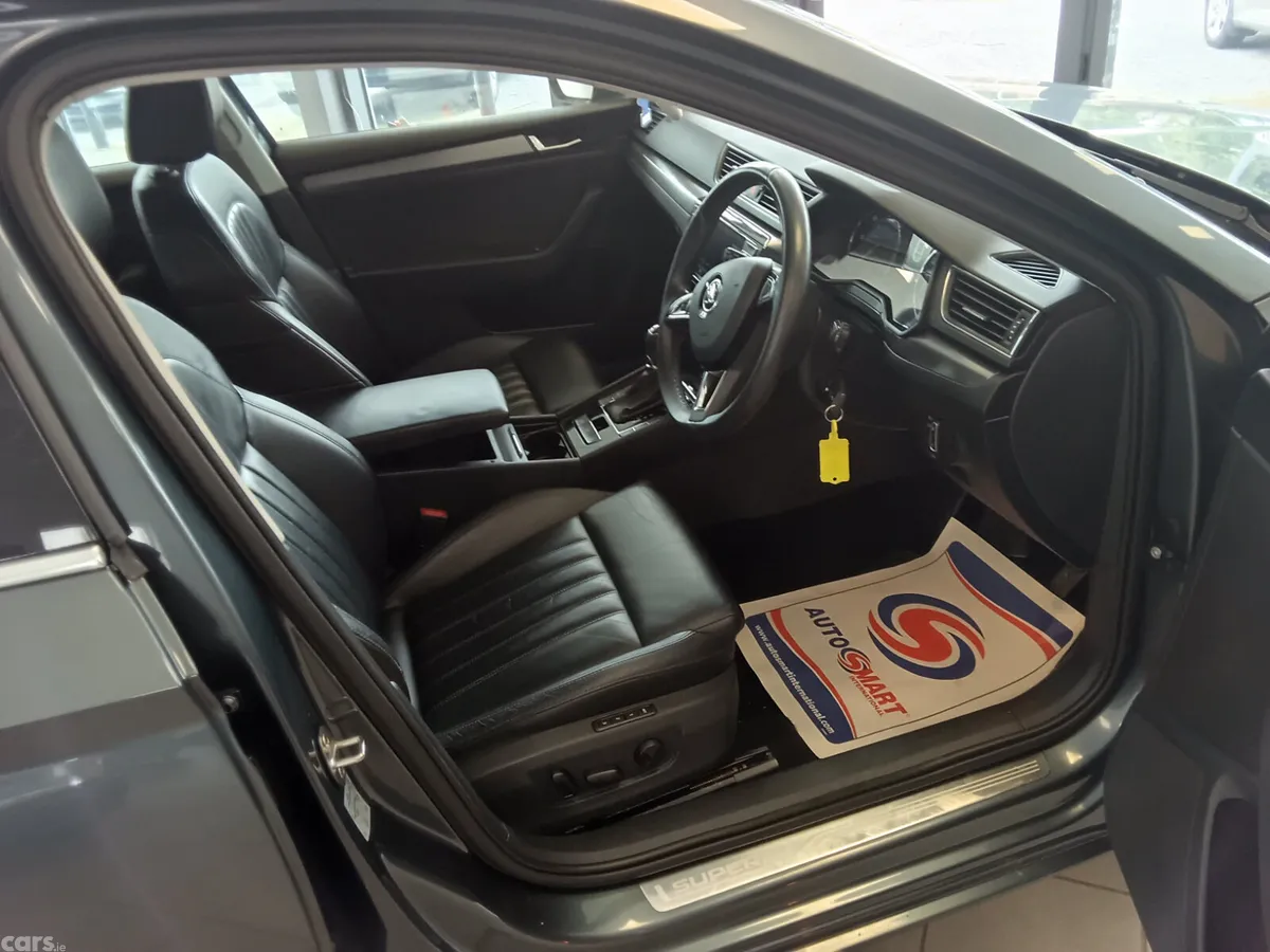 Skoda Superb Estate, Diesel, 2017, Grey