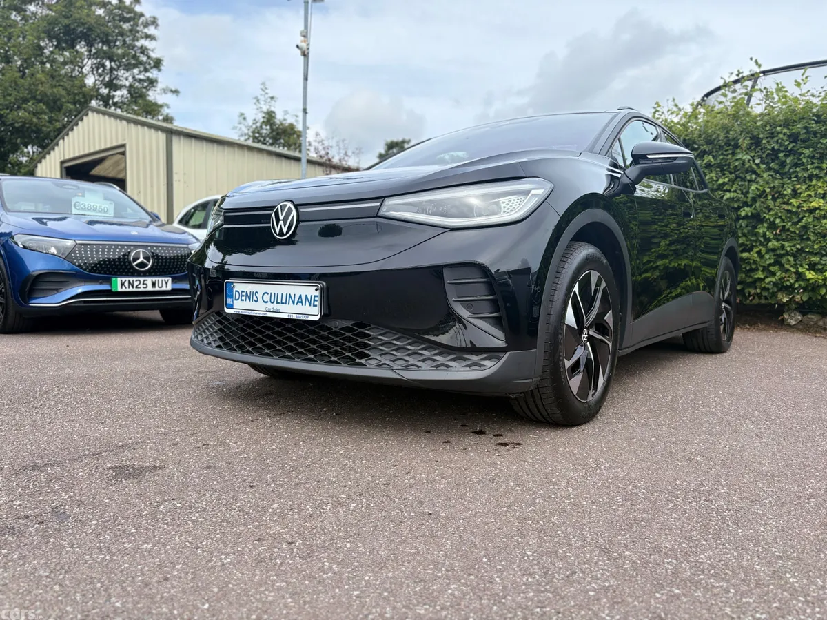 Volkswagen ID.4 SUV, Electric, 2025, Black